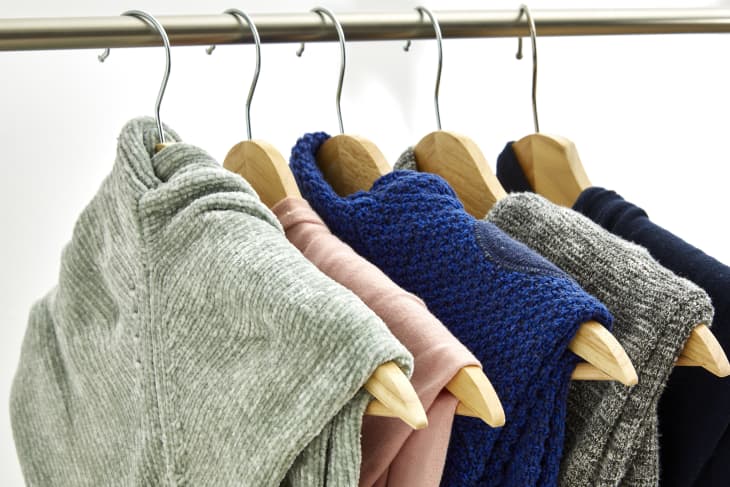 Hanging knitwear hot sale